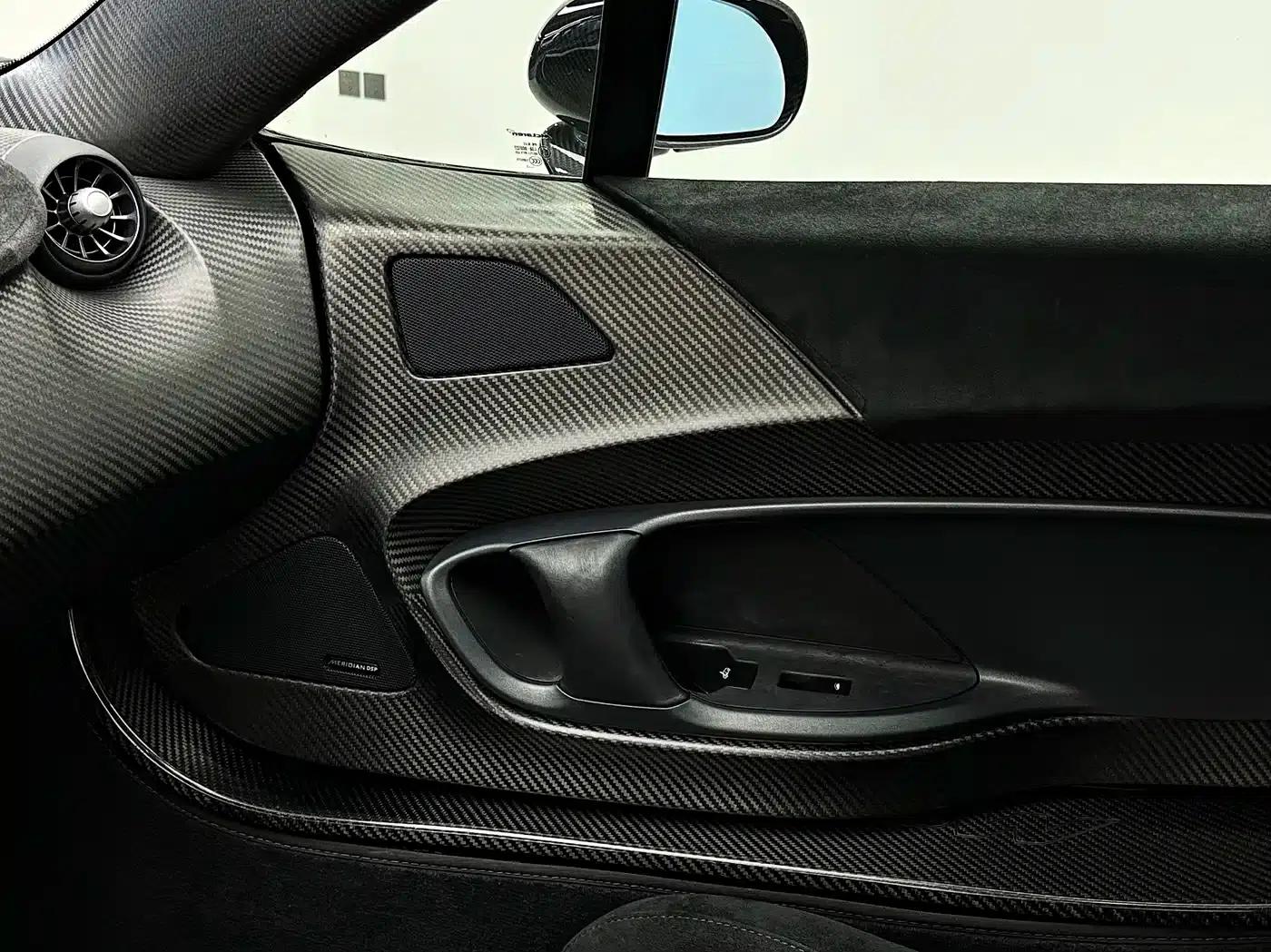 McLaren P1 2014 3.8T Standard Model — миниатюра 27