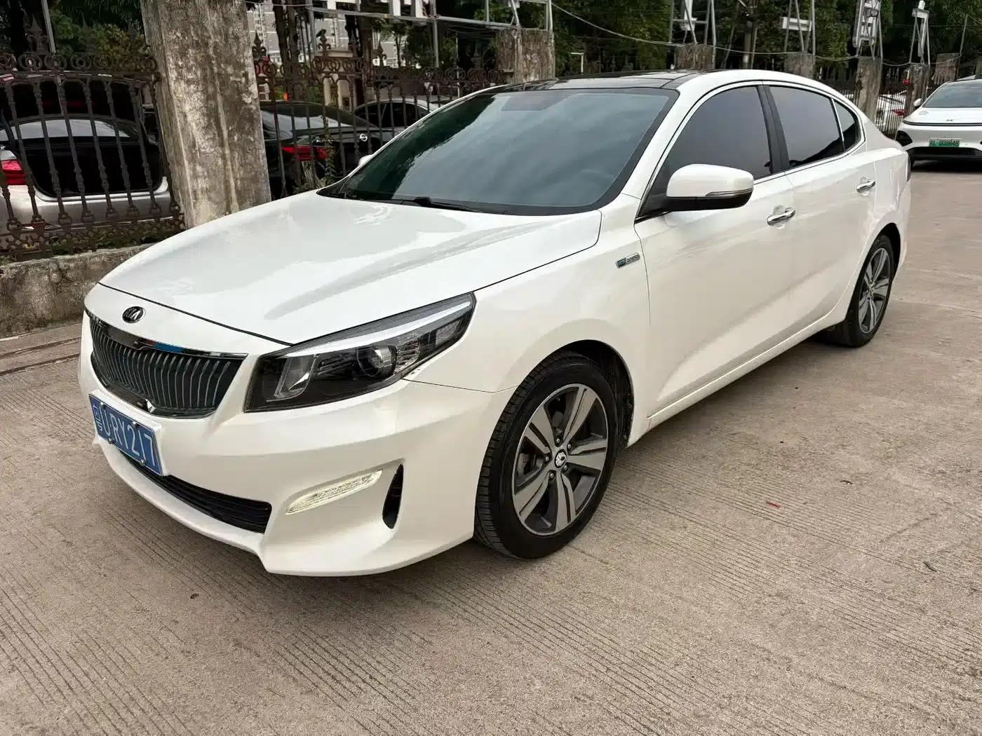 K5 2017 1.8L Automatic GLS — миниатюра 3