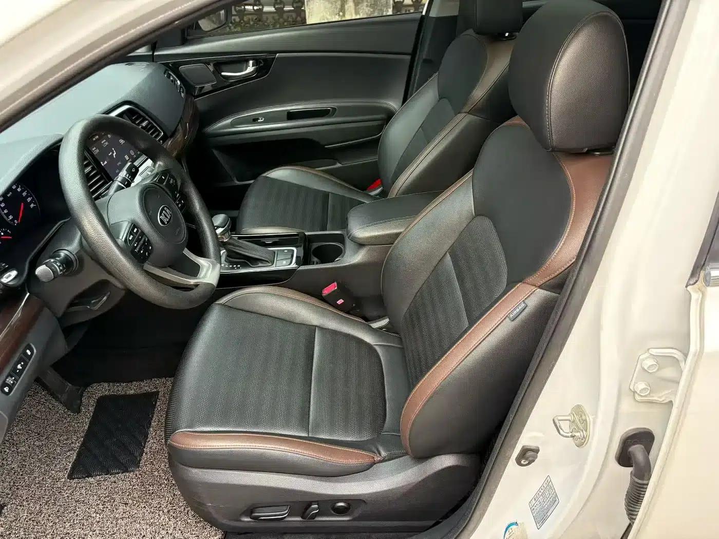 K5 2017 1.8L Automatic GLS — миниатюра 4