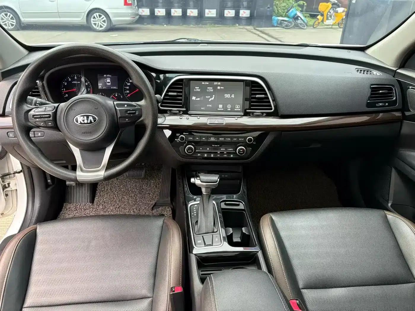 K5 2017 1.8L Automatic GLS — миниатюра 5