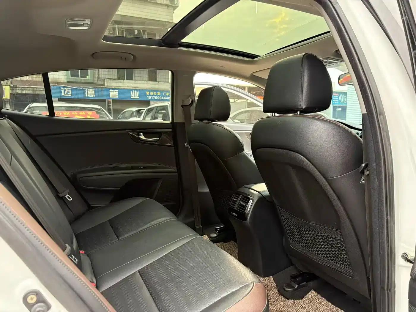 K5 2017 1.8L Automatic GLS — миниатюра 6