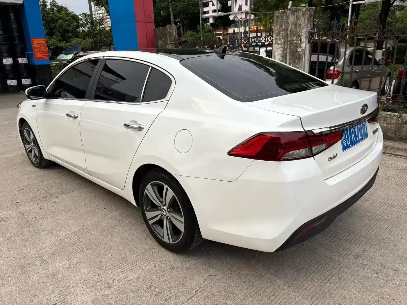 K5 2017 1.8L Automatic GLS — миниатюра 9