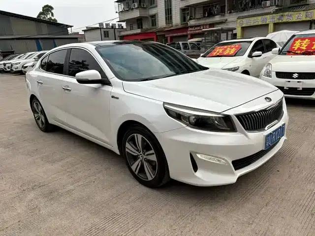 K5 2017 1.8L Automatic GLS