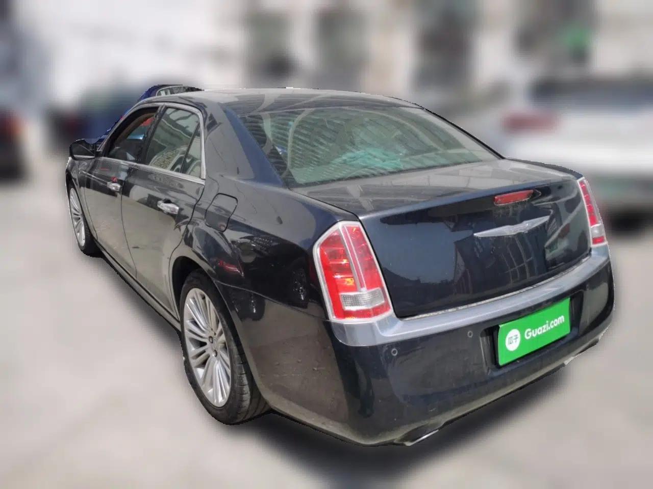 Chrysler 300C 2014 3.0L Excellence Edition — миниатюра 4