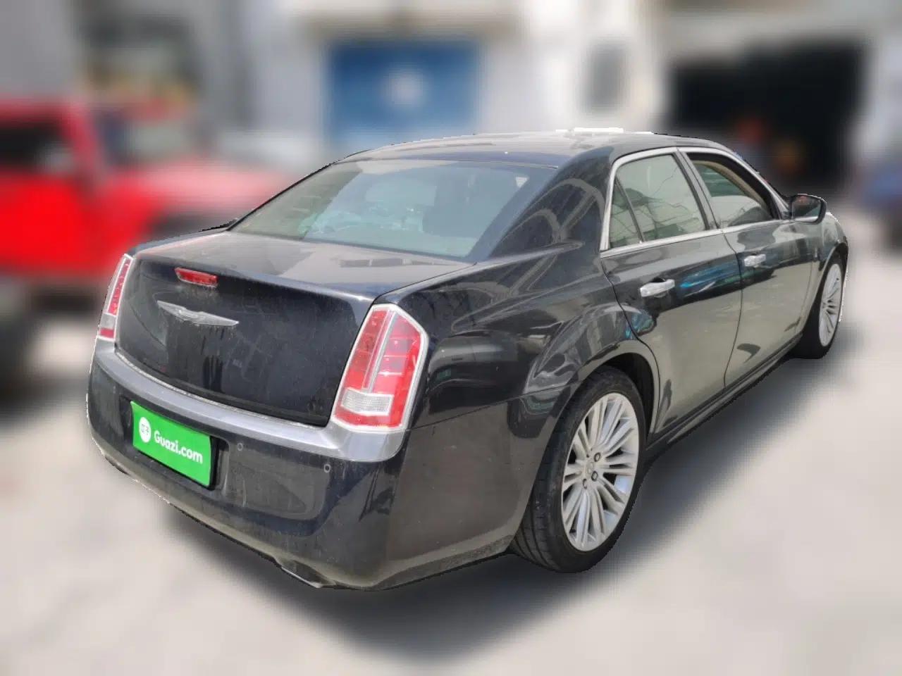 Chrysler 300C 2014 3.0L Excellence Edition — миниатюра 6