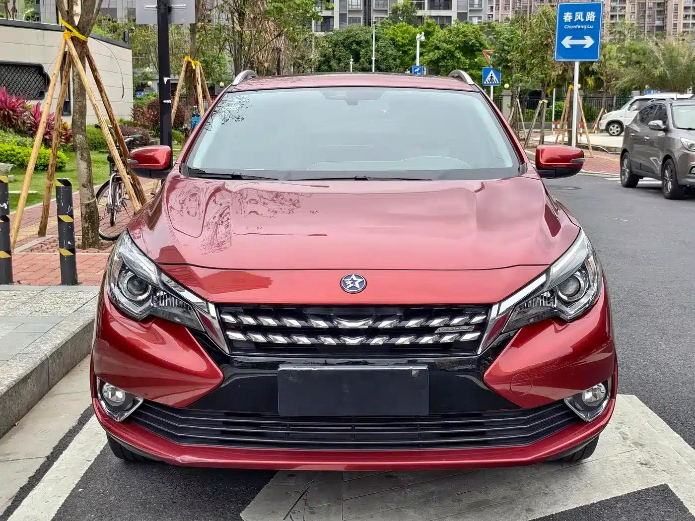 Venucia T90 2017 2.0L CVT Smart Edition — миниатюра 2