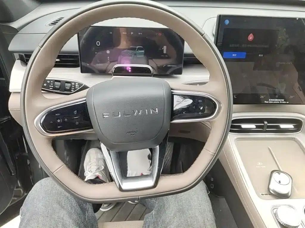 Fengyun T8 2025 1.5T 130km Premium Edition 5-seater — миниатюра 11