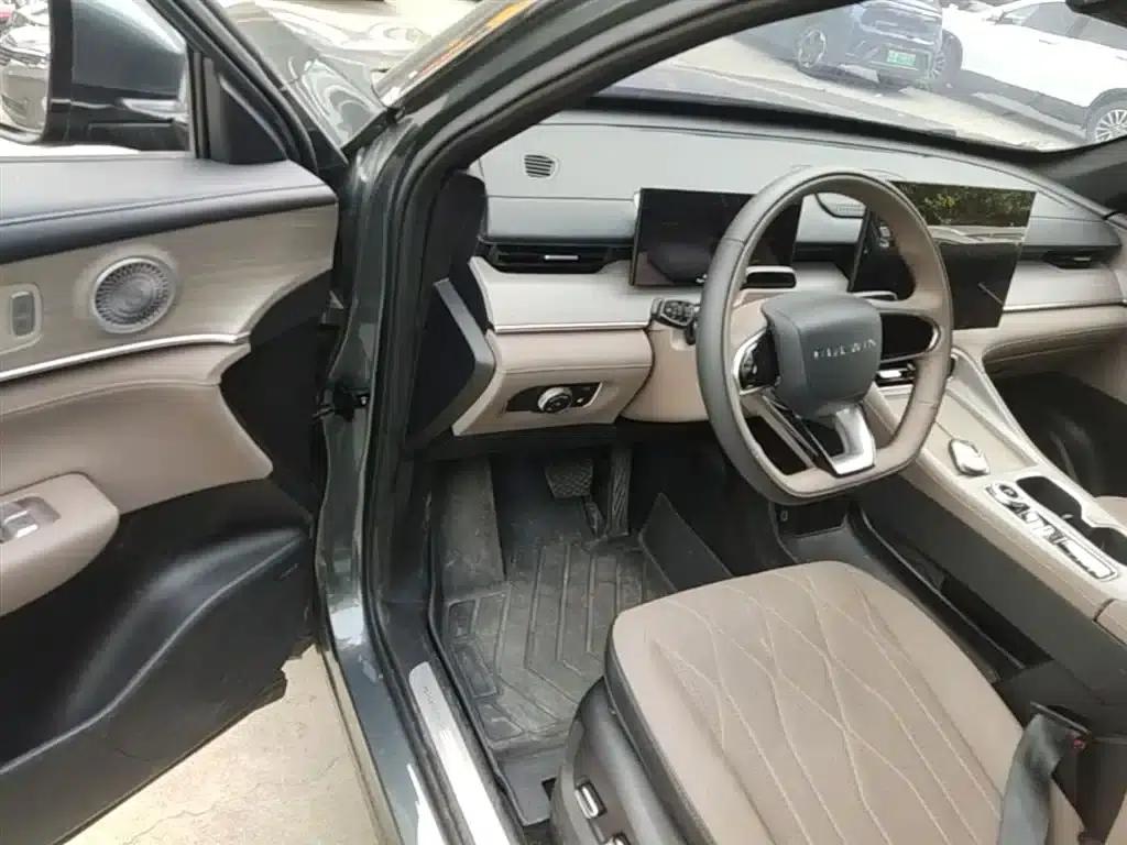 Fengyun T8 2025 1.5T 130km Premium Edition 5-seater — миниатюра 16