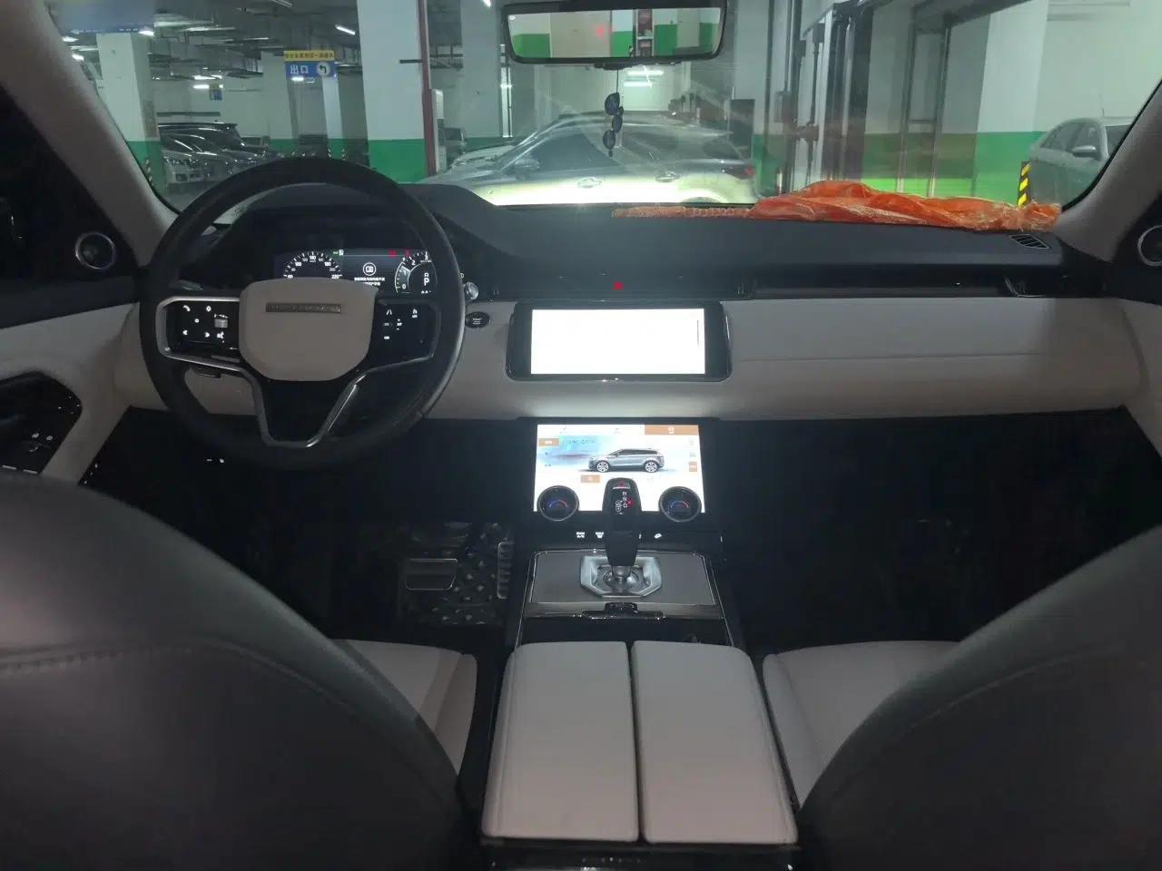 Land Rover Range Evoque New Energy 2021 Aurora L P300e Luxury Edition — миниатюра 10