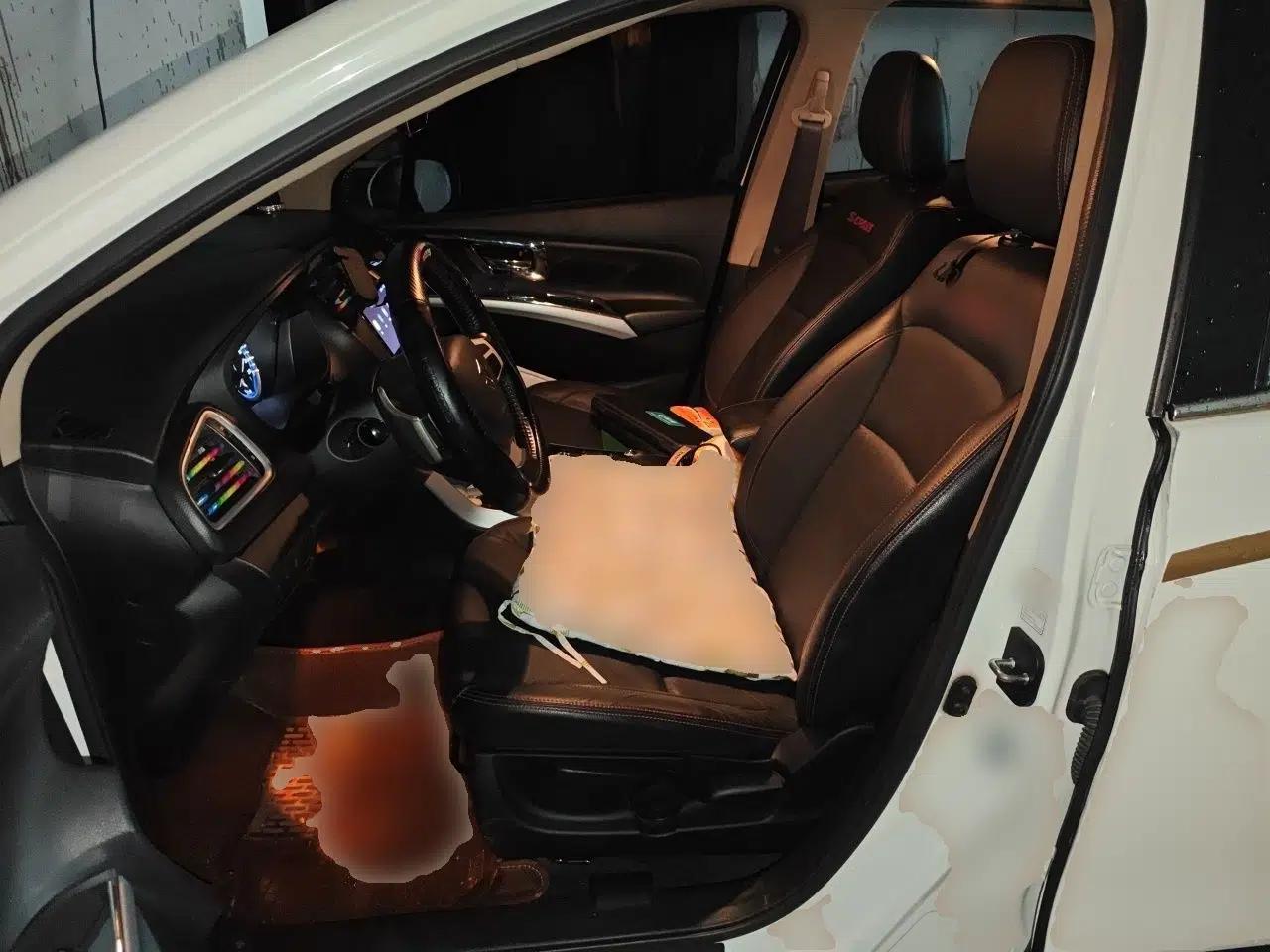 Suzuki S-Cross 2014 1.6L CVT Two-Wheel Drive Elite Version — миниатюра 16