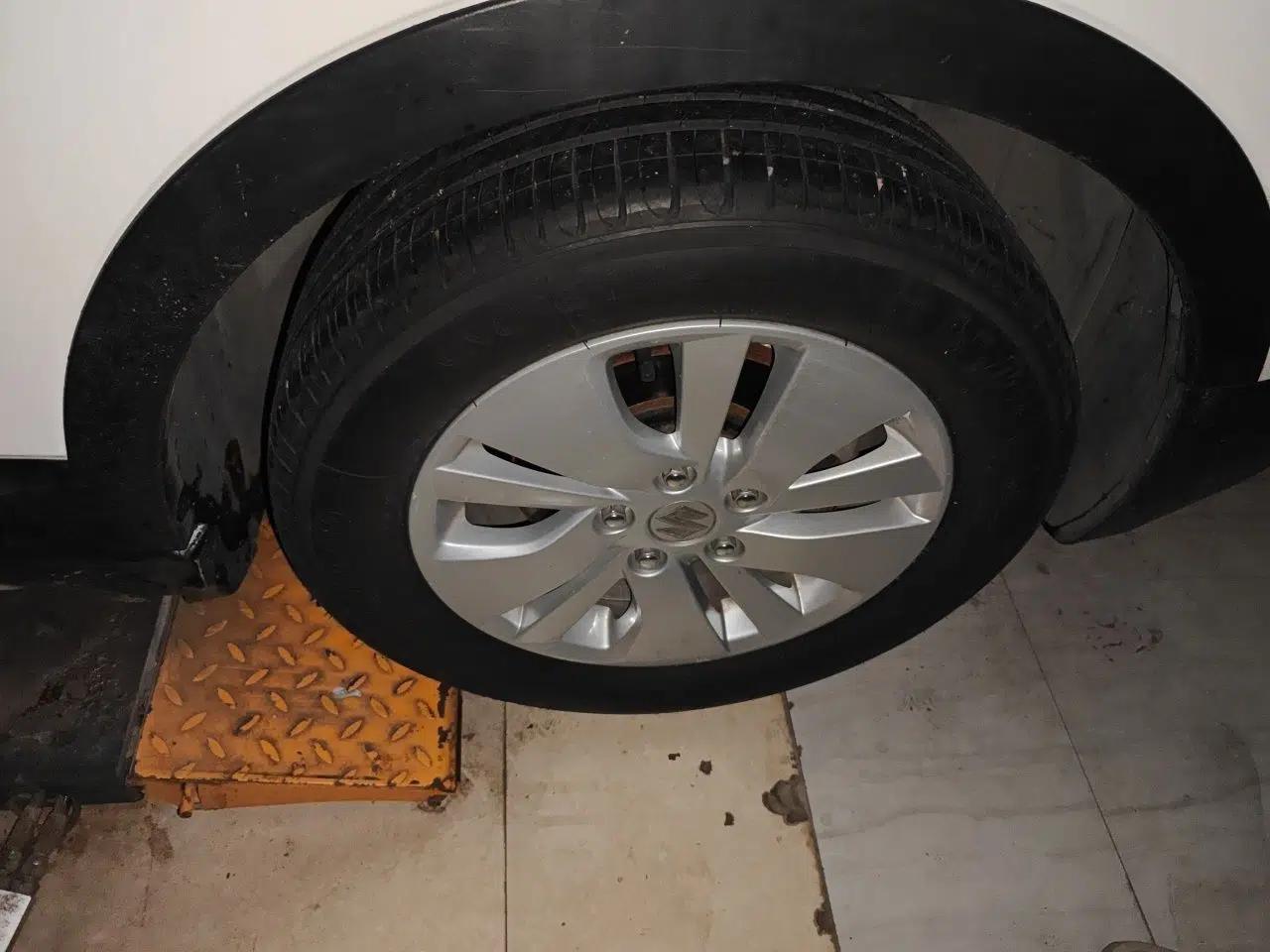 Suzuki S-Cross 2014 1.6L CVT Two-Wheel Drive Elite Version — миниатюра 8