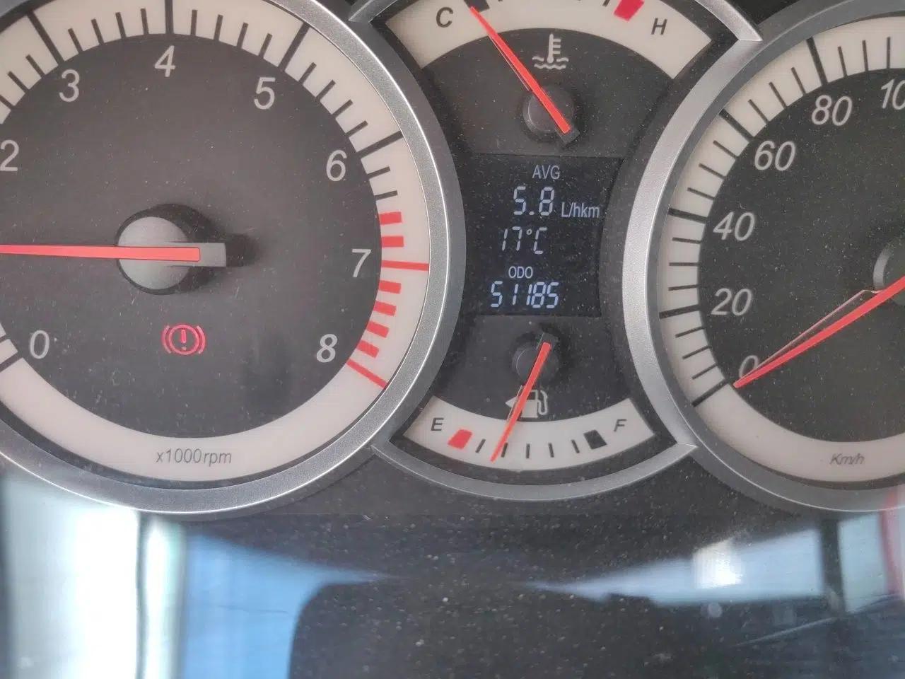 Suzuki Liana A6 2015 Hatchback 1.4L Manual Enjoyment Model — миниатюра 13