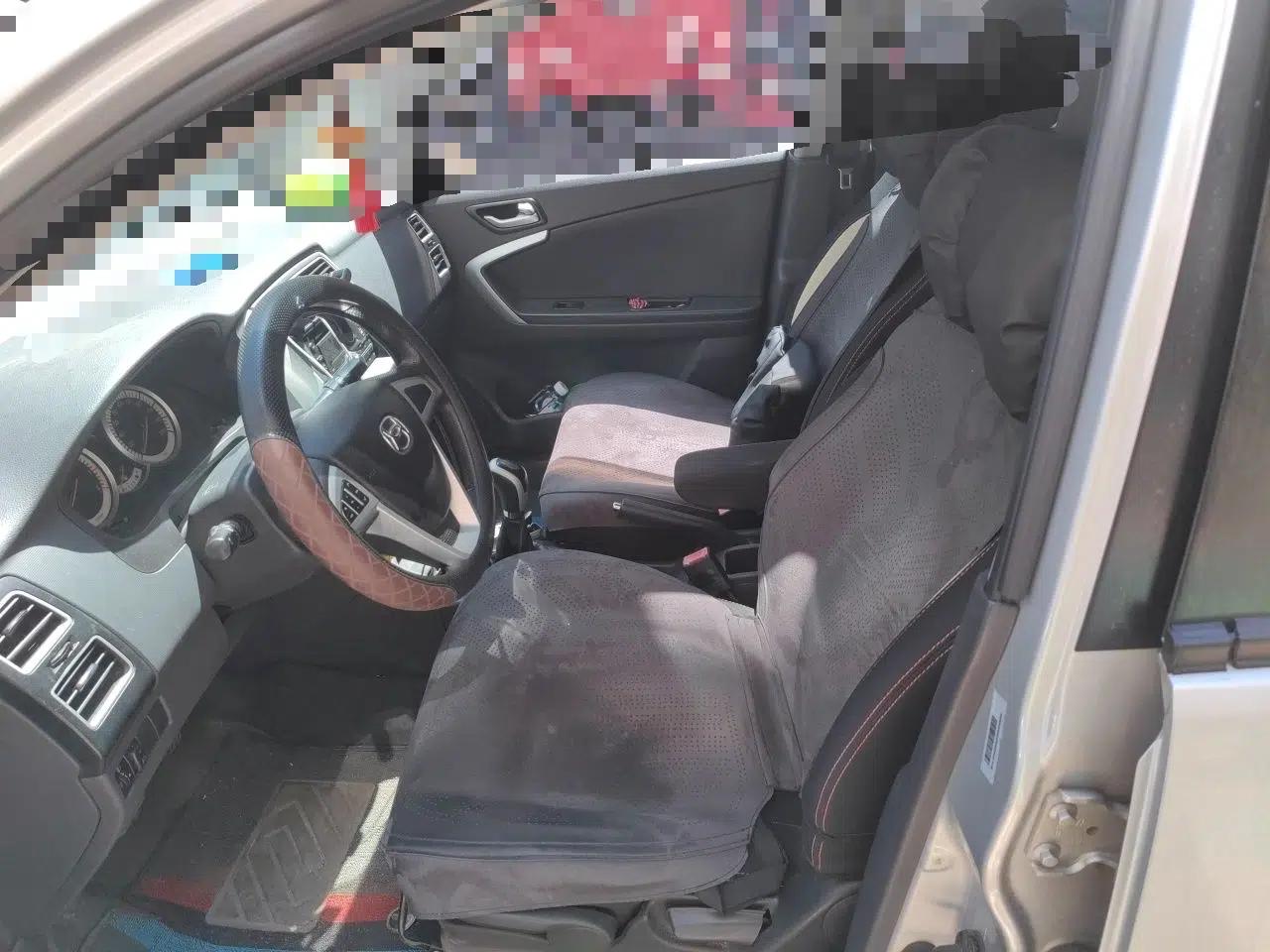 Suzuki Liana A6 2015 Hatchback 1.4L Manual Enjoyment Model — миниатюра 16