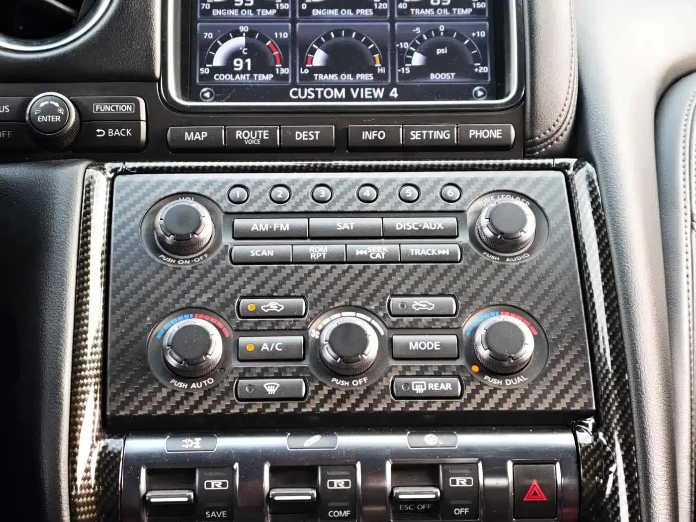 2012 Nissan GT-R 3.8T Premium Edition — миниатюра 17