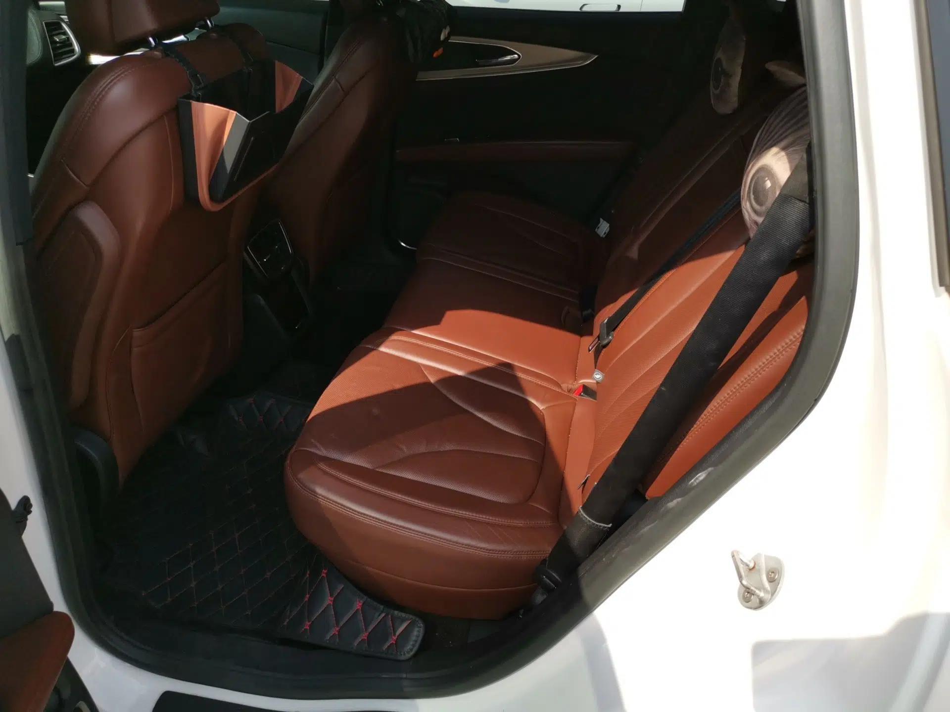 Lincoln MKX 2015 2.0T Four-Wheel Drive Luxury Edition — миниатюра 18
