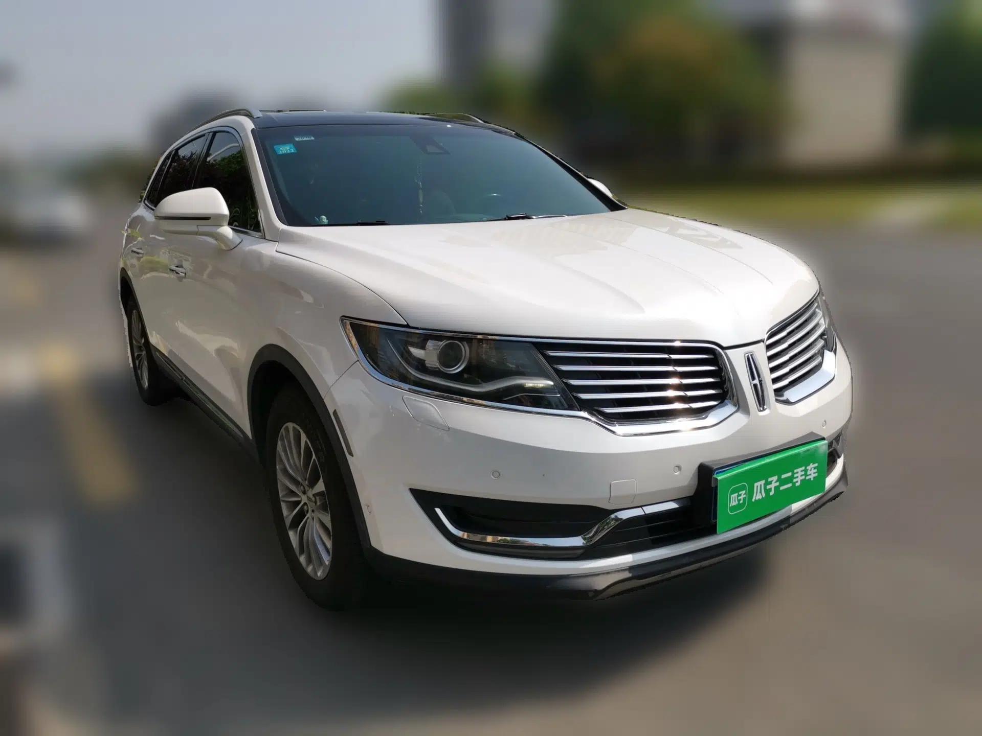 Lincoln MKX 2015 2.0T Four-Wheel Drive Luxury Edition — миниатюра 3