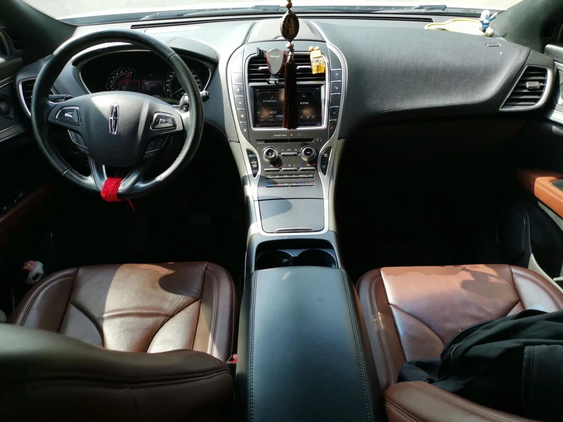 Lincoln MKX 2015 2.0T Four-Wheel Drive Luxury Edition — миниатюра 10