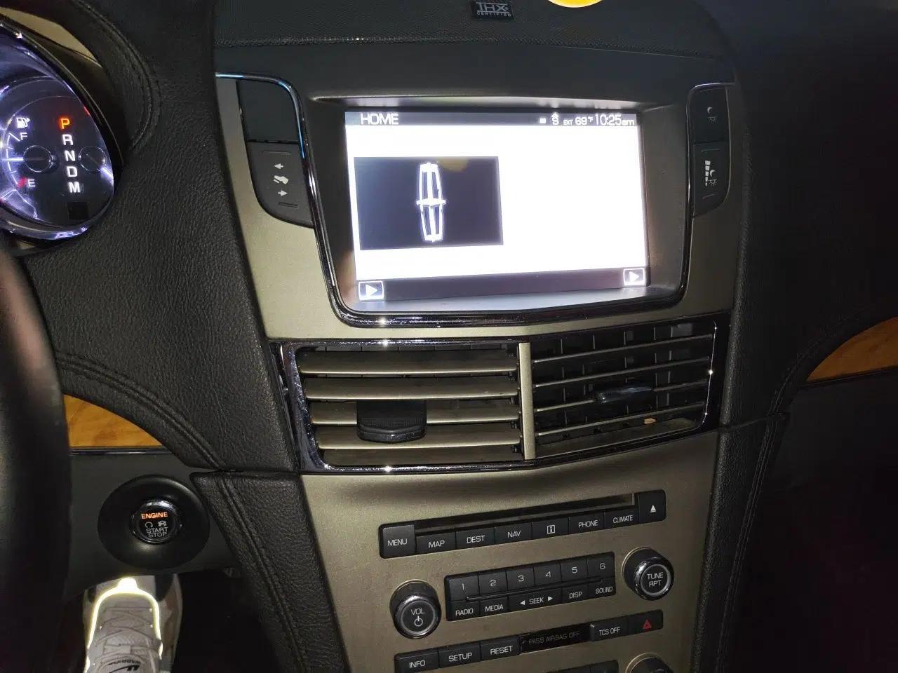 Lincoln MKT 2010 3.5T EcoBoost AWD — миниатюра 14