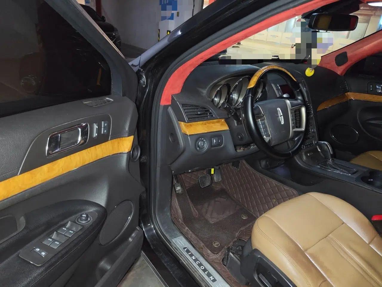 Lincoln MKT 2010 3.5T EcoBoost AWD — миниатюра 17
