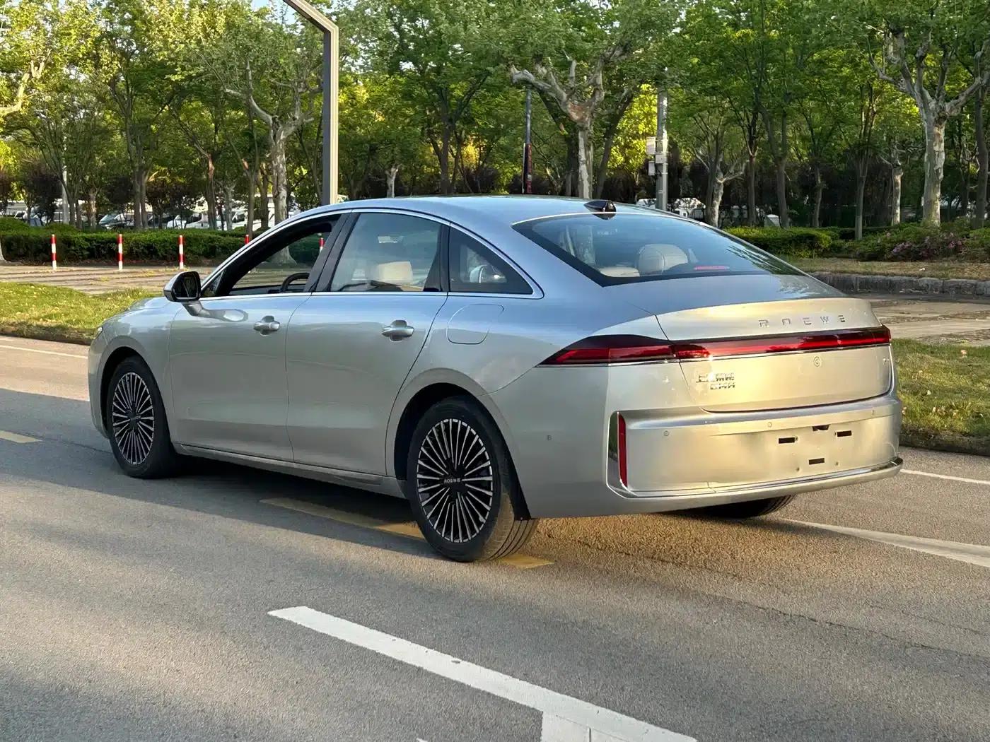 Roewe M7 DMH 2025 160km Premium Edition — миниатюра 3