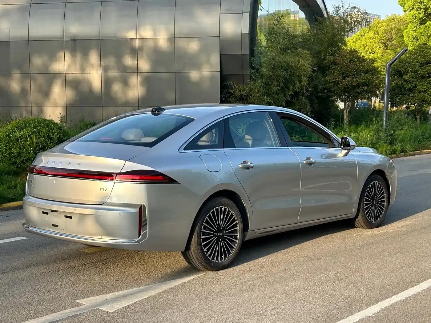 Roewe M7 DMH 2025 160km Premium Edition — миниатюра 5
