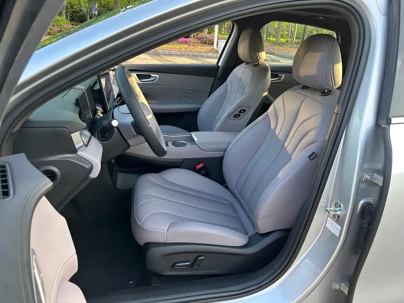 Roewe M7 DMH 2025 160km Premium Edition — миниатюра 8