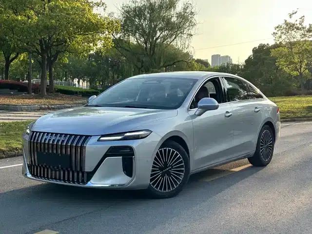 Roewe M7 DMH 2025 160km Premium Edition