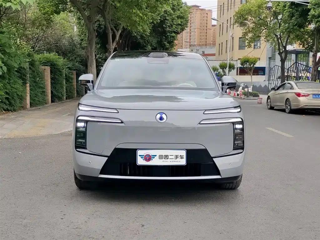 Denza N8L 2025 Flagship Edition — миниатюра 2