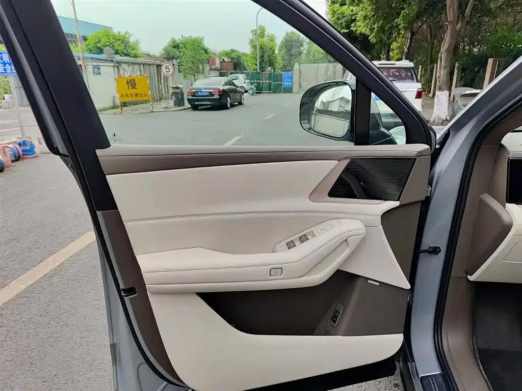 Denza N8L 2025 Flagship Edition — миниатюра 6