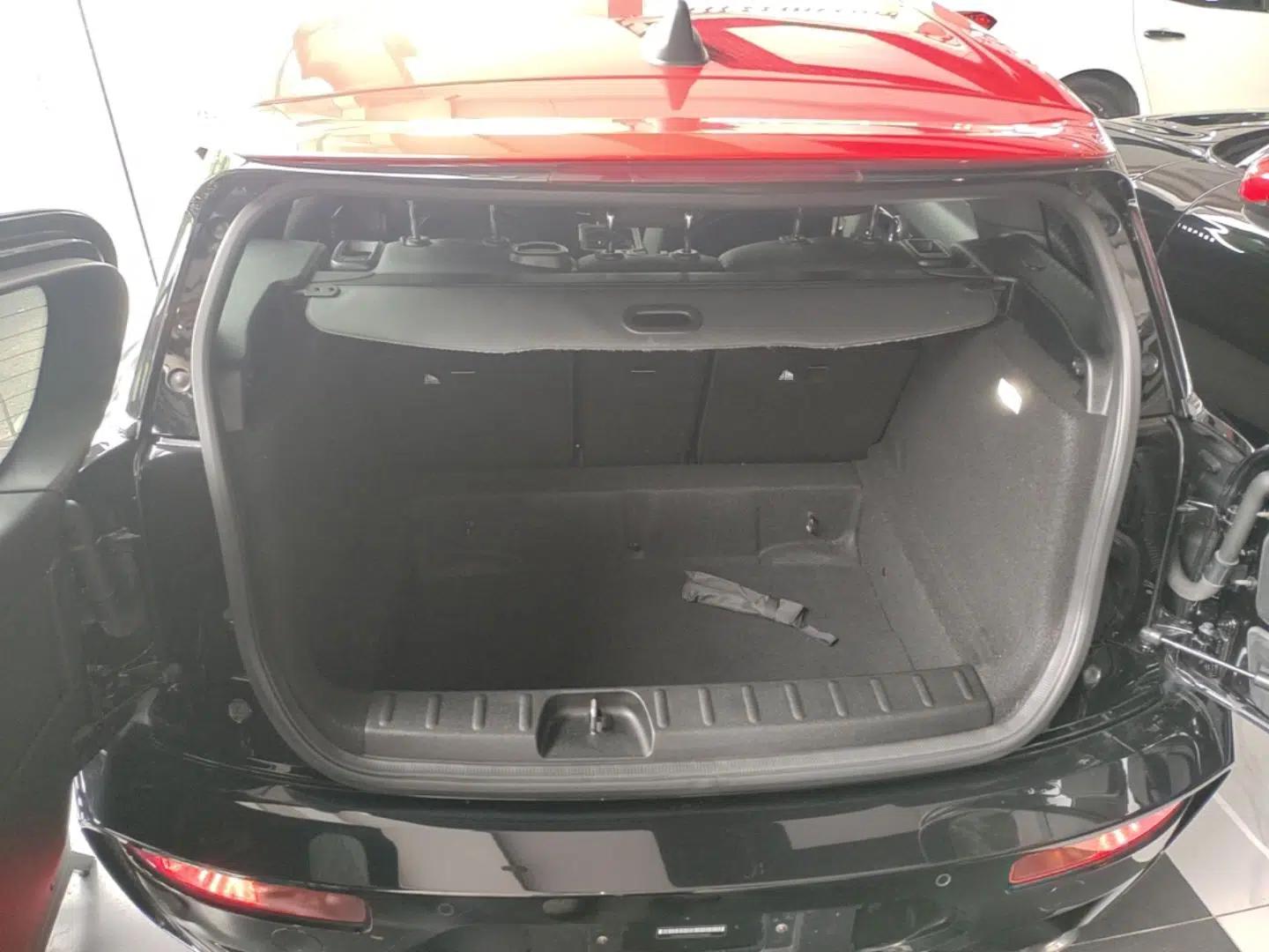 MINI JCW CLUBMAN 2021 2.0T JOHN COOPER WORKS ALL-IN — миниатюра 22