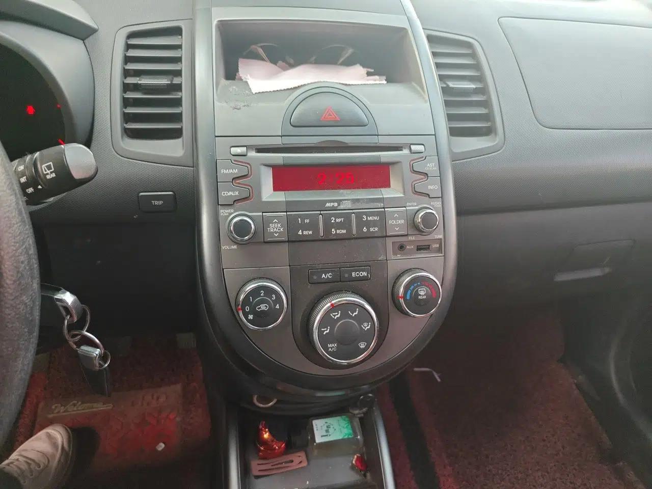 Kia Soul 2012 1.6L MT GL — миниатюра 14