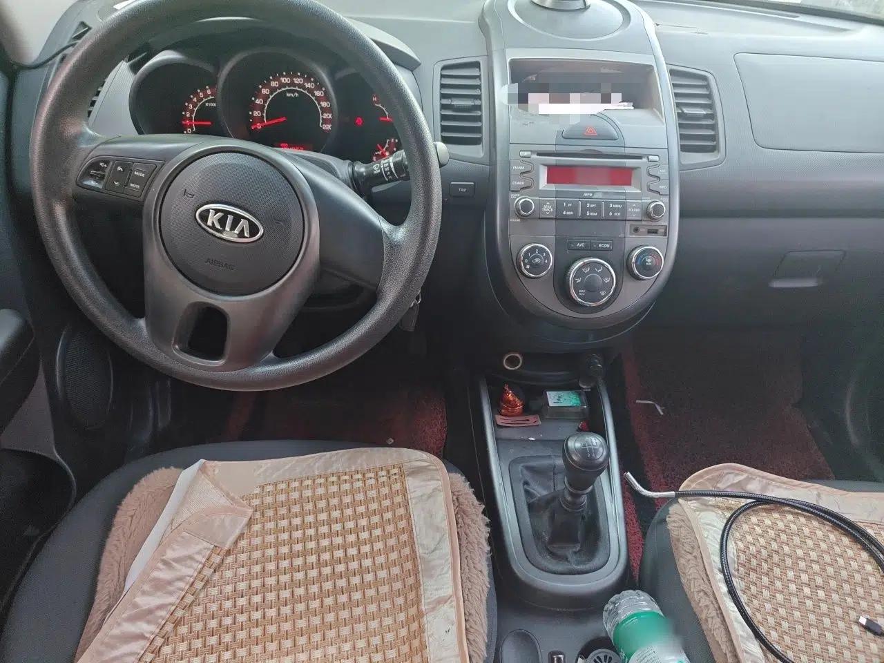 Kia Soul 2012 1.6L MT GL — миниатюра 10