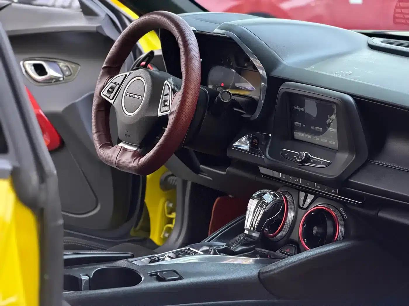 2017 Camaro 2.0T RS — миниатюра 4