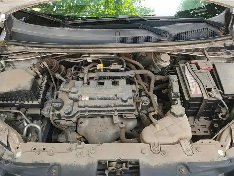 2011 Aveo Sedan 1.4L MT SE — миниатюра 10