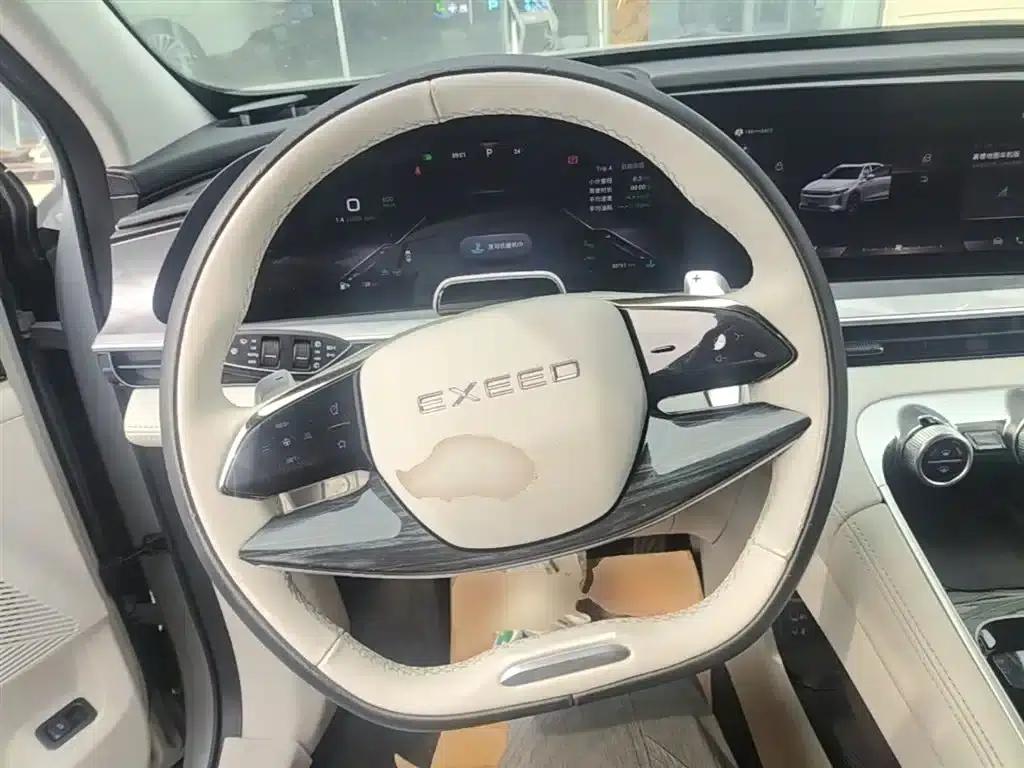 Exeed Yaoguang 2023 400T 4WD Luxury Edition — миниатюра 11