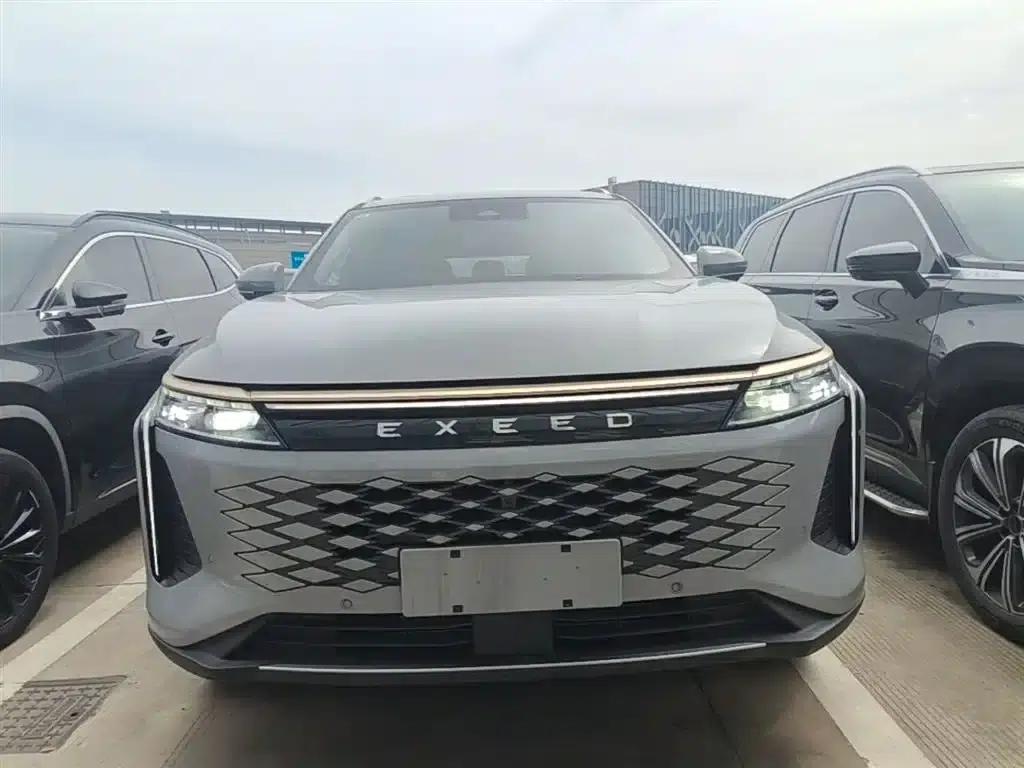 Exeed Yaoguang 2023 400T 4WD Luxury Edition — миниатюра 3