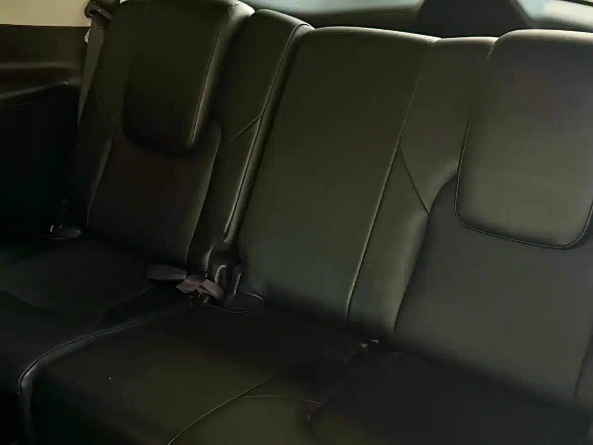 2011 Infiniti QX56 — миниатюра 9