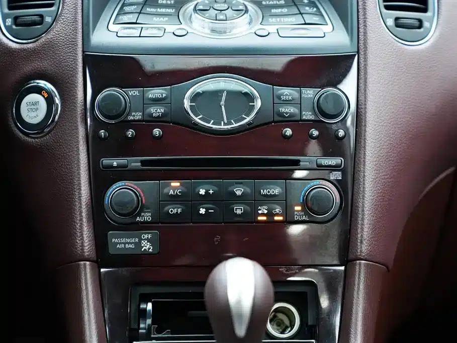 Infiniti EX 2011 EX25 Elegance Edition — миниатюра 13