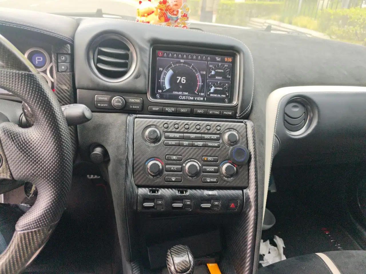 Nissan GT-R 2010 3.8T Premium Edition — миниатюра 14