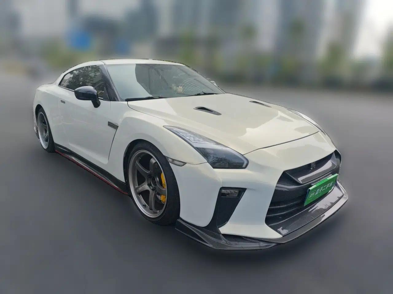 Nissan GT-R 2010 3.8T Premium Edition — миниатюра 3