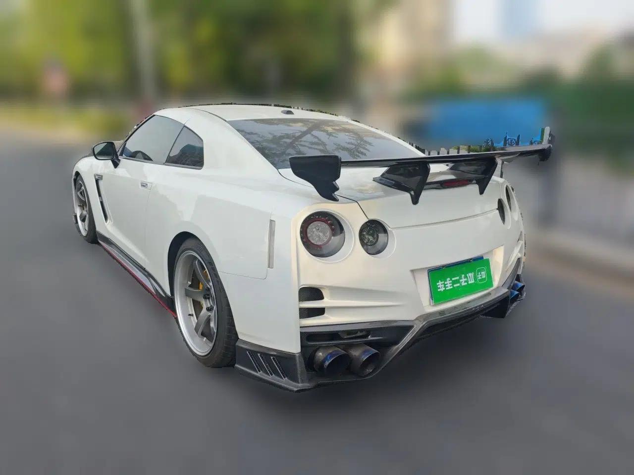 Nissan GT-R 2010 3.8T Premium Edition — миниатюра 4