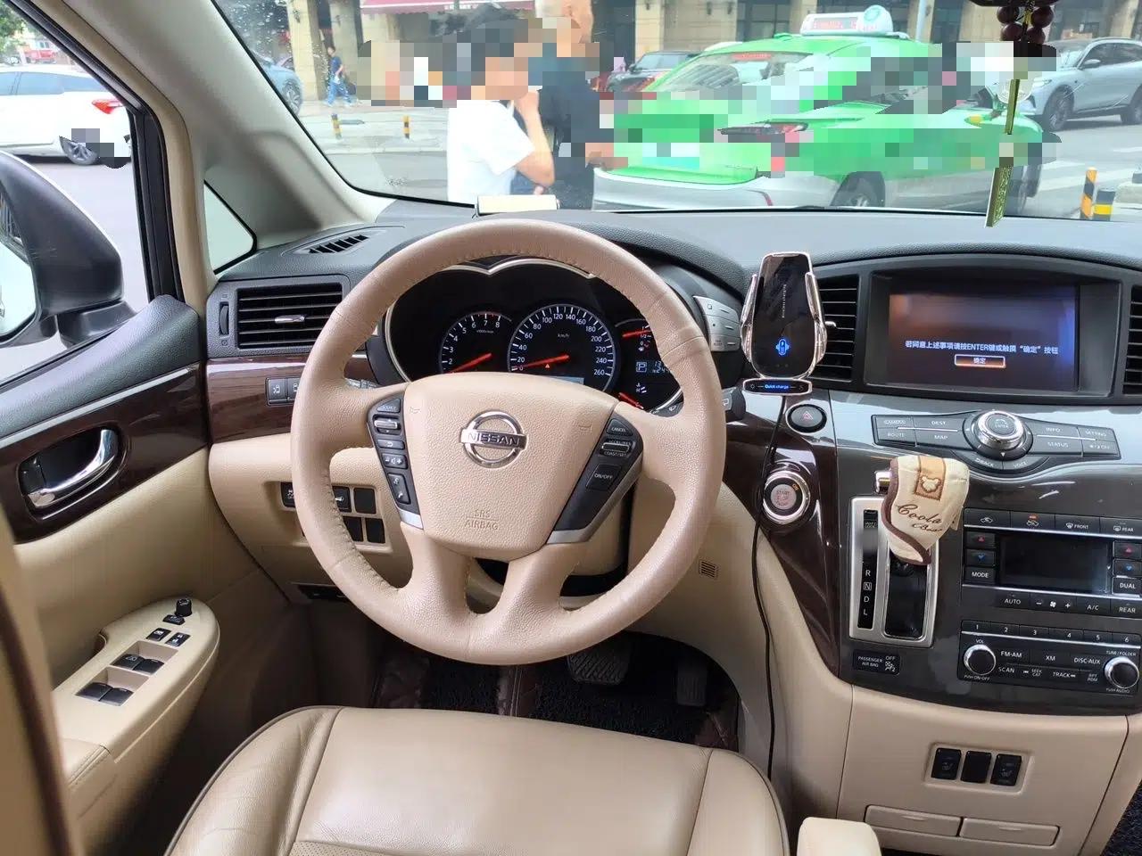 Nissan Quest 2015 3.5L SL — миниатюра 11