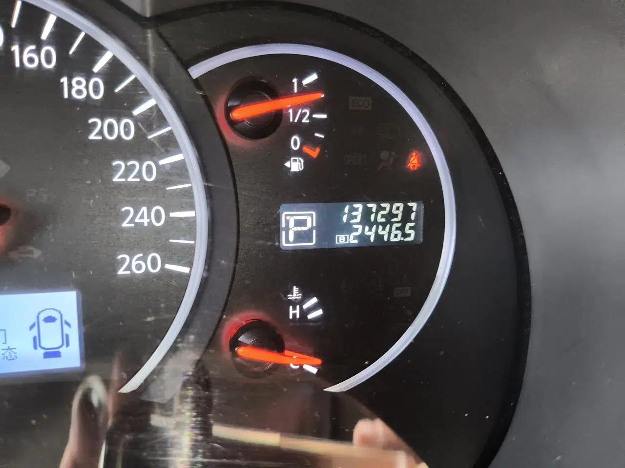 Nissan Quest 2015 3.5L SL — миниатюра 13
