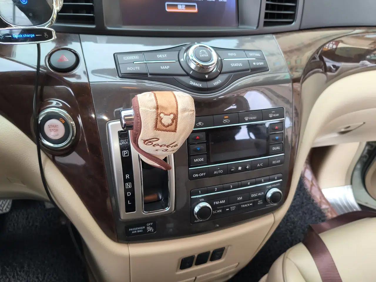 Nissan Quest 2015 3.5L SL — миниатюра 15