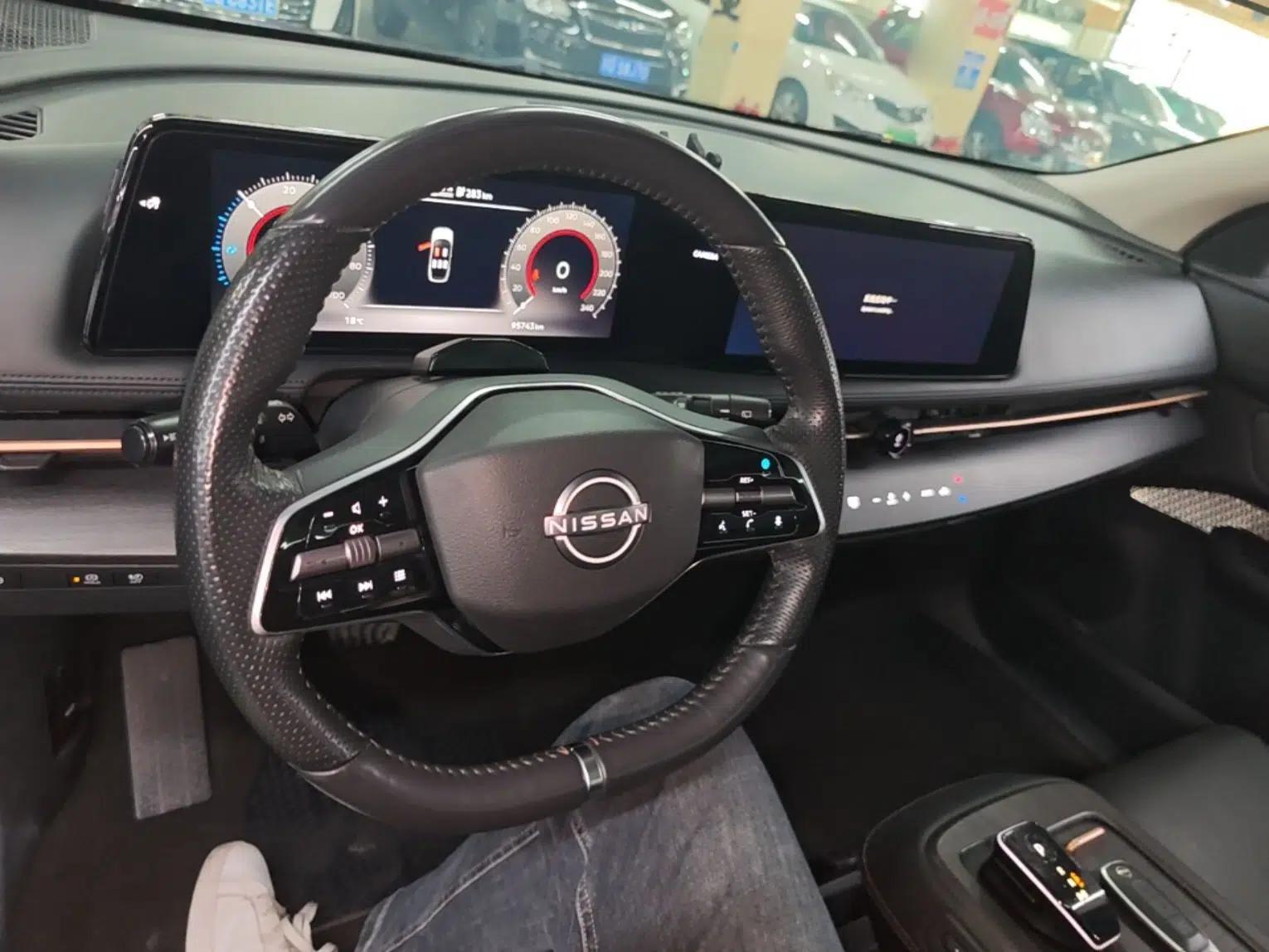 Nissan ARIYA 2022 Two-Wheel Drive Long-Range Version — миниатюра 13