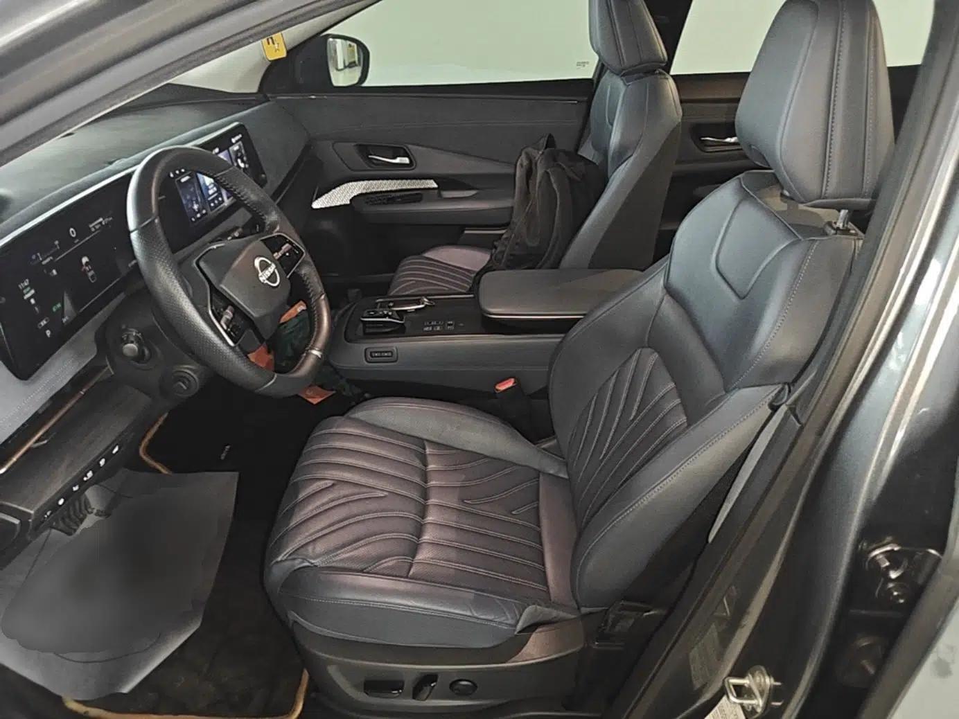 Nissan ARIYA 2022 Four-Wheel-Drive High-Performance Top-Tier Model — миниатюра 17