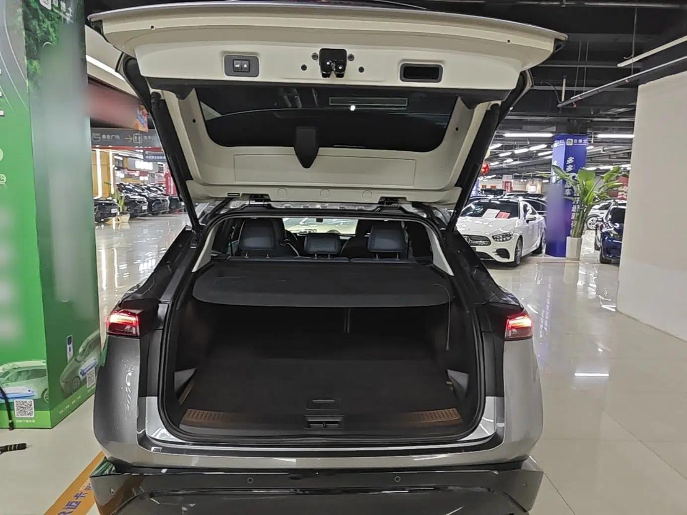 Nissan ARIYA 2022 Four-Wheel-Drive High-Performance Top-Tier Model — миниатюра 21