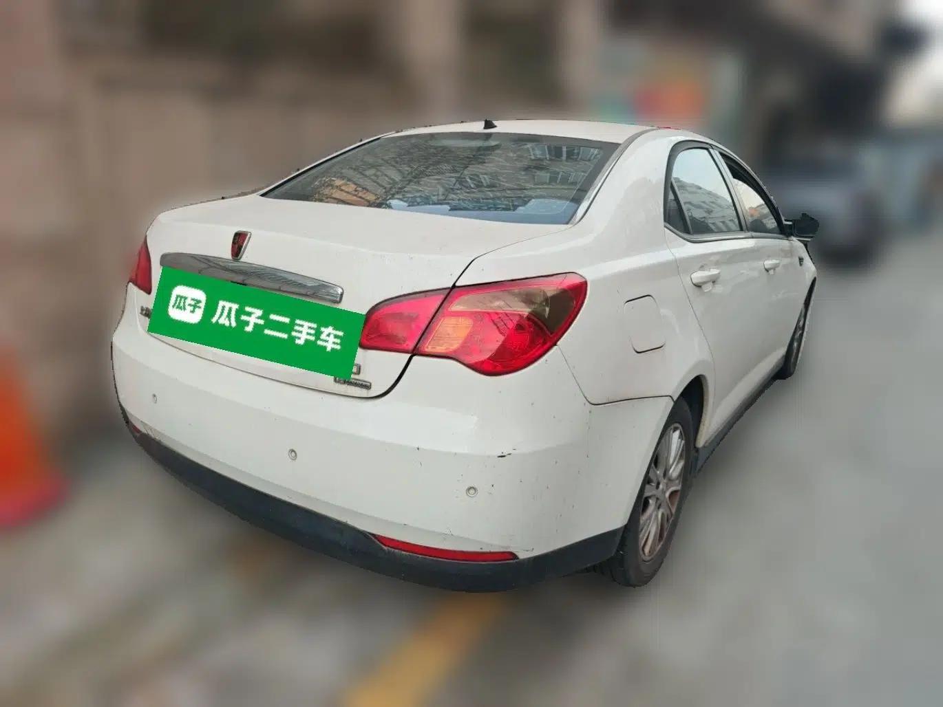 Roewe 550 2013 Classic Edition 550 1.8L Automatic Fashion Model — миниатюра 6