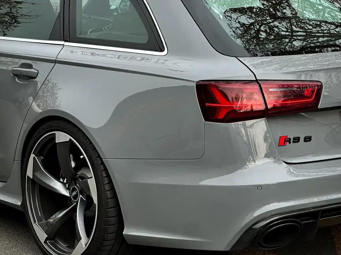 2016 Audi RS 6 4.0T Avant — миниатюра 13