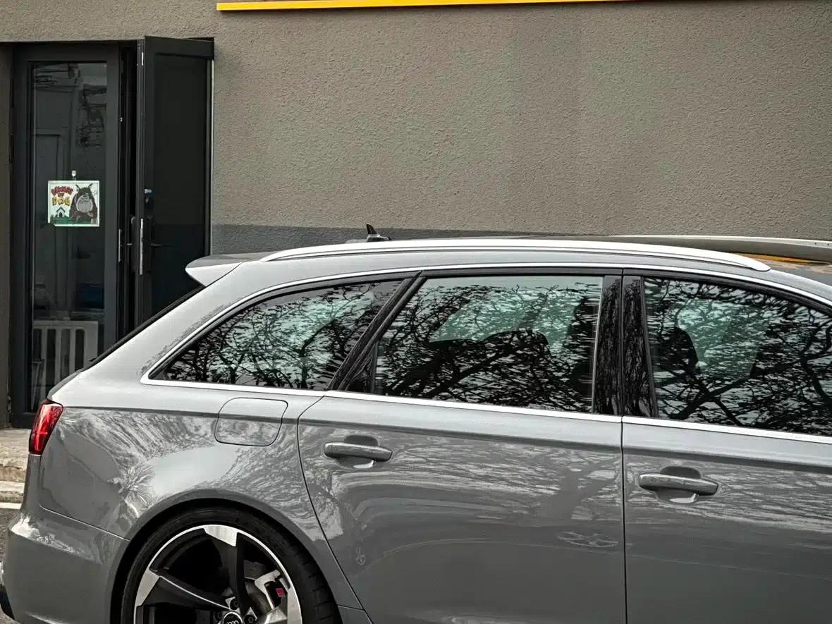 2016 Audi RS 6 4.0T Avant — миниатюра 10